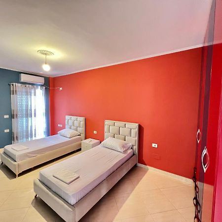 Ermis Apartament Appartamento Sarandë Esterno foto