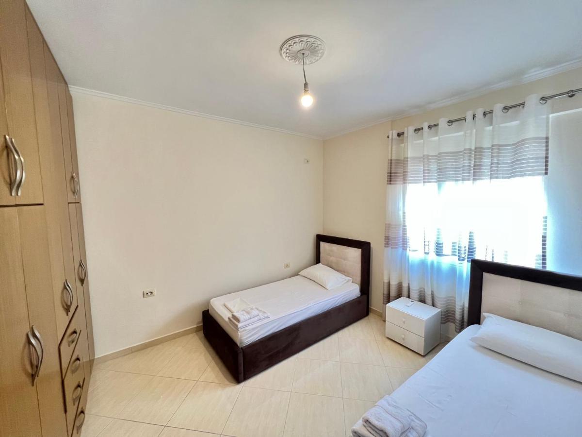 Ermis Apartament Appartamento Sarandë Esterno foto