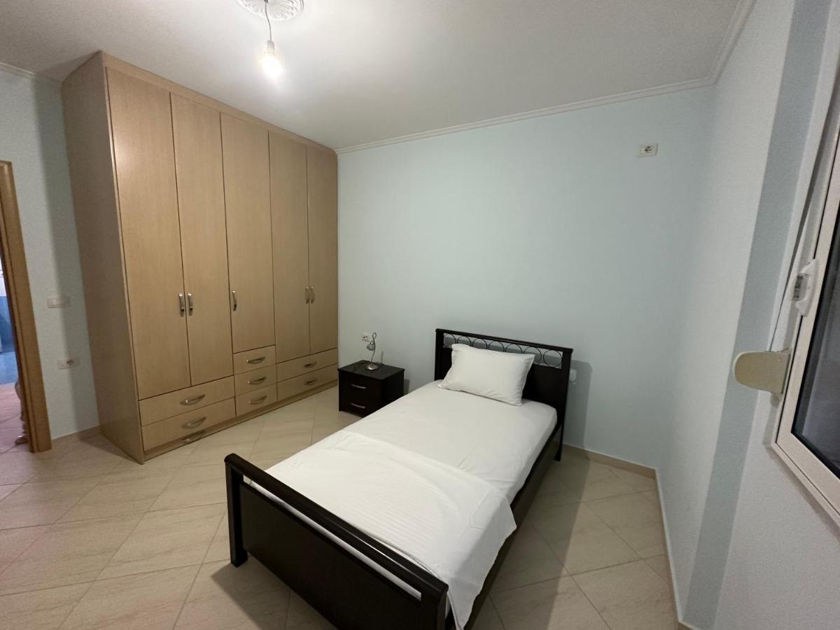 Ermis Apartament Appartamento Sarandë Esterno foto